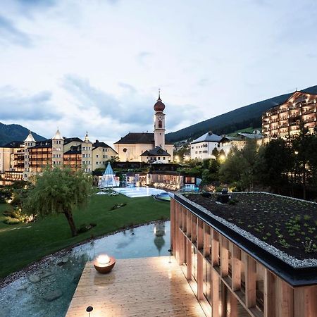 Adler Spa Resort Dolomiti Ortisei Exterior photo